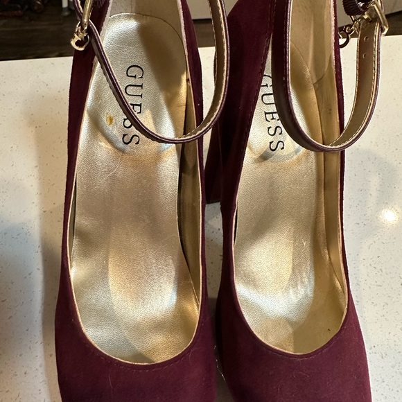 Guess burgundy size 6.5M heels - Picture 5 of 6